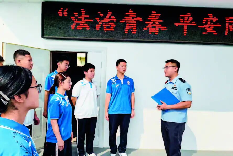 从“小喇叭黄袖标”到“安次居民” 与共和国同龄的永华道派出所的“传家宝”为什么越用越新 